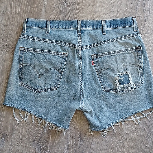 Levi's vintage 505 denim cutoffs - Picture 3 of 6